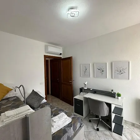 Yellow Spring - Intero Con 2 Bagni A 20 Minuti Dalle Spiagge 아파트 *